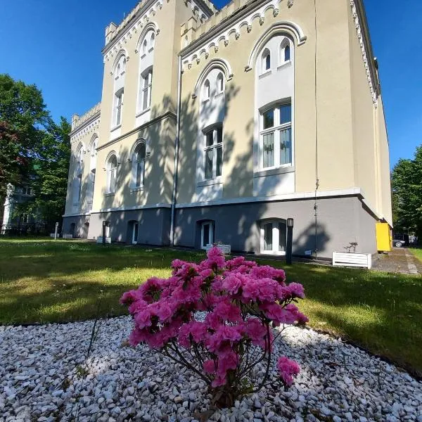 Rezydencja Myśliwska - Apartamenty Biznes，位于科沙林的酒店