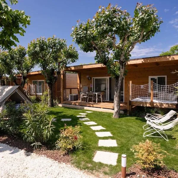 Camping Fossalta，位于拉齐塞的酒店