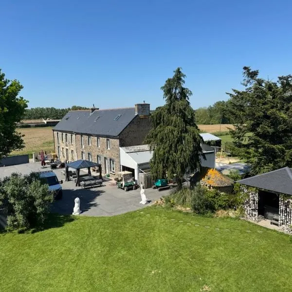 Le Bonheur En Bretagne，位于Rouillac的酒店