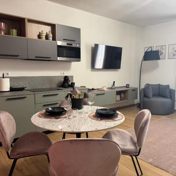 Via delle Terme 71 - Casa vacanze，位于萨利切泰尔梅的酒店