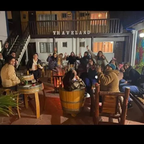 Traveland Hostal Pichilemu Centro，位于皮奇勒姆的酒店