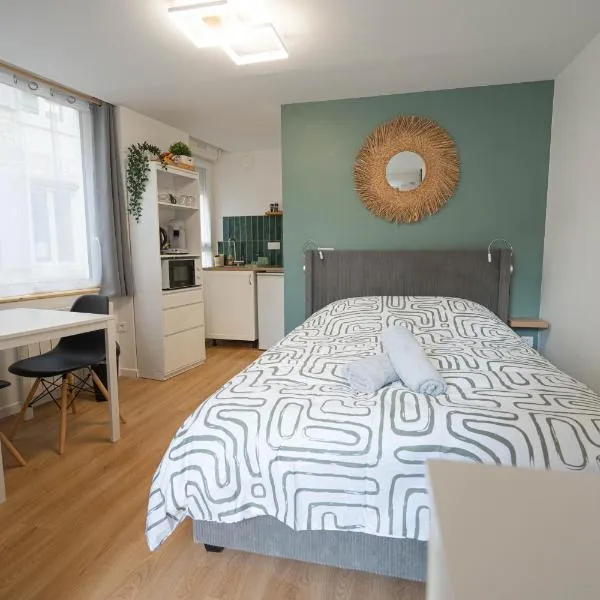 Studio chaleureux en plein centre，位于Saint-Astier的酒店