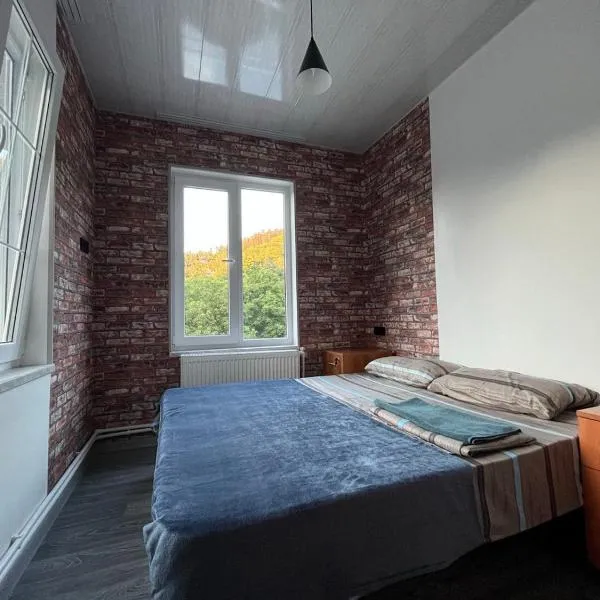 Hostel La Casa Dilijan，位于迪利然的酒店