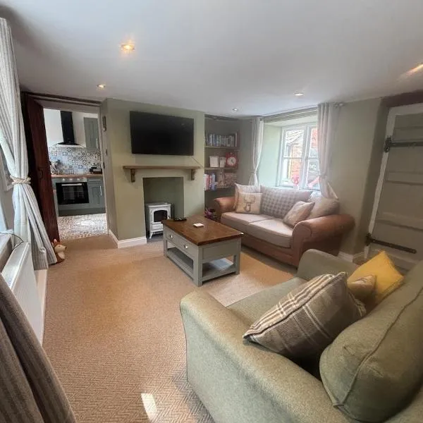 The Corner Cottage，位于沃顿安德埃奇的酒店