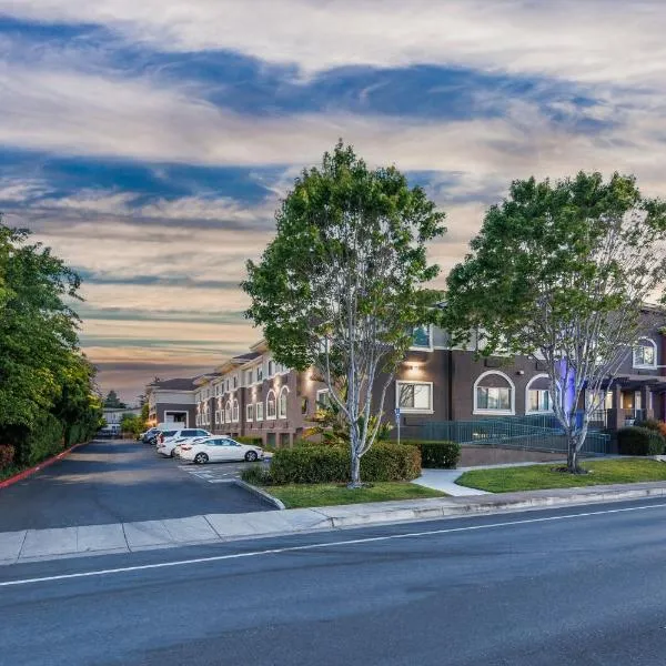 Holiday Inn Express & Suites Mountain View Silicon Valley by IHG，位于山景城的酒店