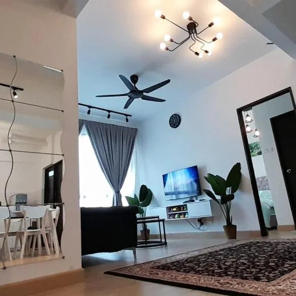 Homestay Ayer Keroh, MiTC , UTEM, Bukit Beruang，位于艾尔克如的酒店