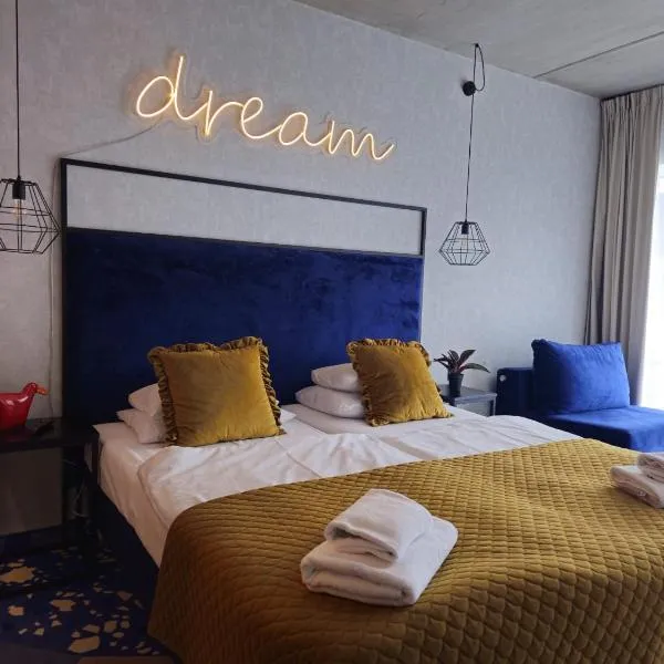 Biała Perła Residence Czarna Góra，位于西恩纳的酒店