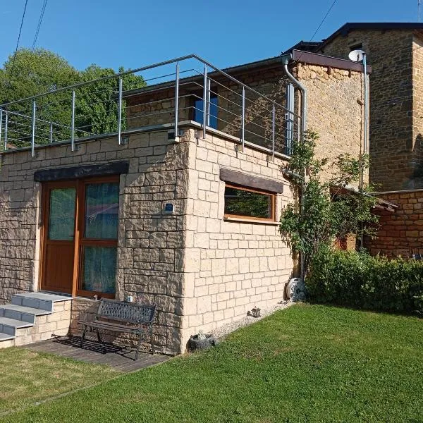 Le cabanon au bord de l'Othain，位于Bazeilles-sur-Othain的酒店