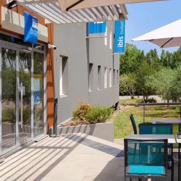 ibis budget Pertuis Portes du Luberon，位于佩尔蒂的酒店