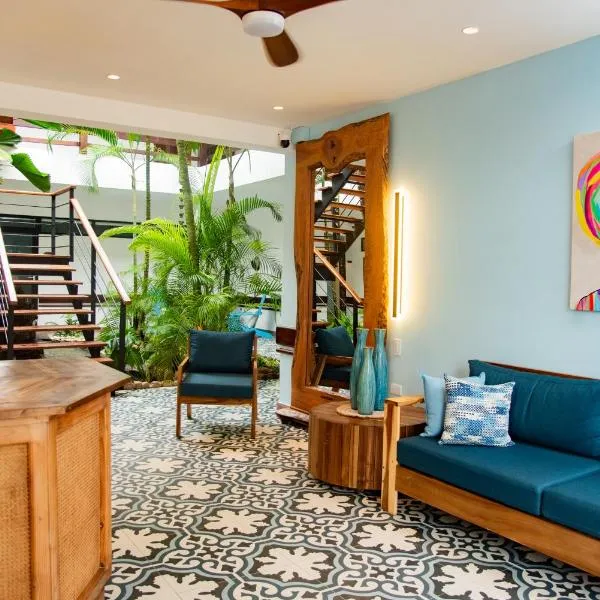 Central Hotel Boutique，位于拉斯加勒拉斯的酒店