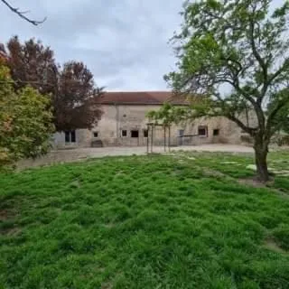 La ferme，位于Savigny的酒店