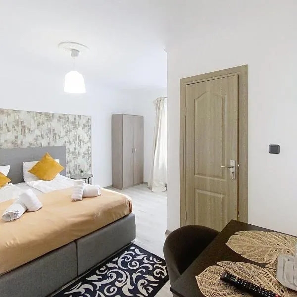 Cazare Pensiune La Bozi，位于Utvin的酒店