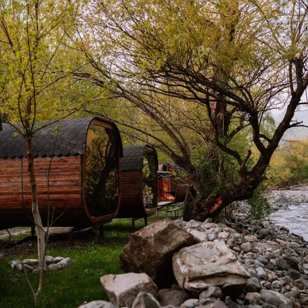 Owl Glamping House DIlijan，位于迪利然的酒店