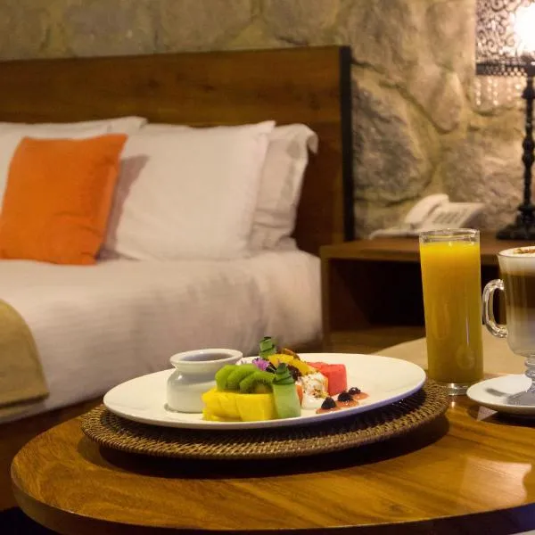 Hotel Boutique Camino Del Bosque，位于乔卢拉的酒店