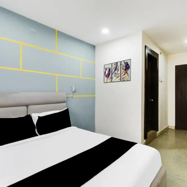 Super Townhouse HITEC City Metro Station Formerly JKC Grand，位于Madhapur的酒店