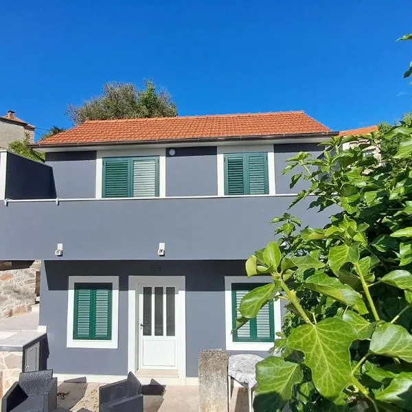 Kuća za odmor Dobrila，位于耶尔萨的酒店