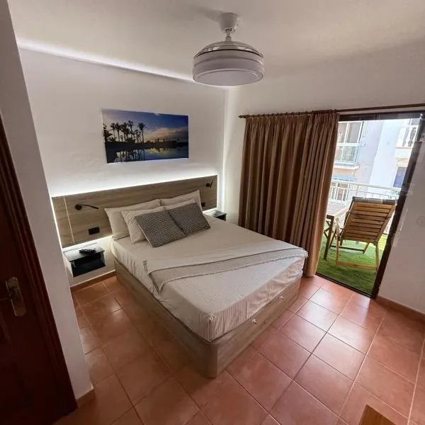 Apartamento Alta Mar en Oasis Tenerife Sur，位于圣胡安海滩的酒店
