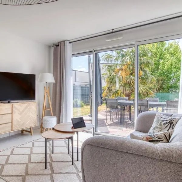 L'Océane Maison avec jardin，位于瓦讷的酒店