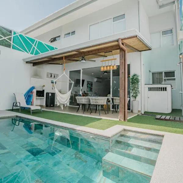 Casa Lapa Roja，位于普拉亚埃尔莫萨的酒店