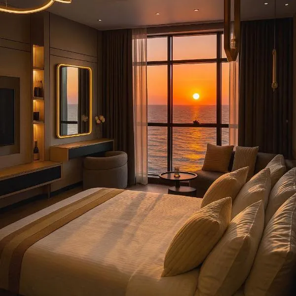 Beachfront , luxurious holiday homes with sea view，位于阿吉曼的酒店