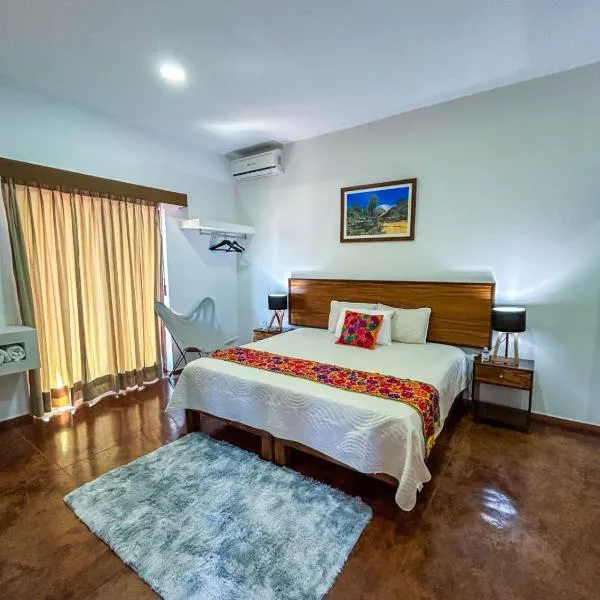 Los Suspiros Hotel Boutique & Spa，位于Comala的酒店