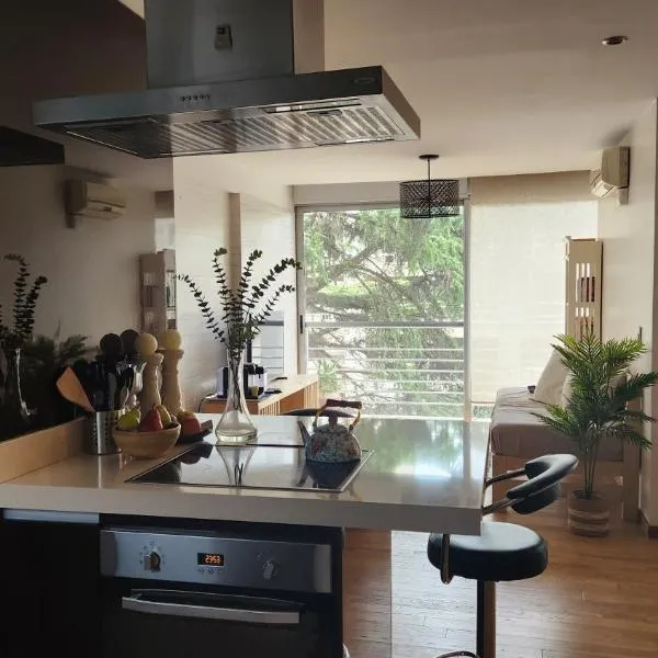 Espectacular Departamento en Concord Pilar con cochera，位于La Lonja的酒店