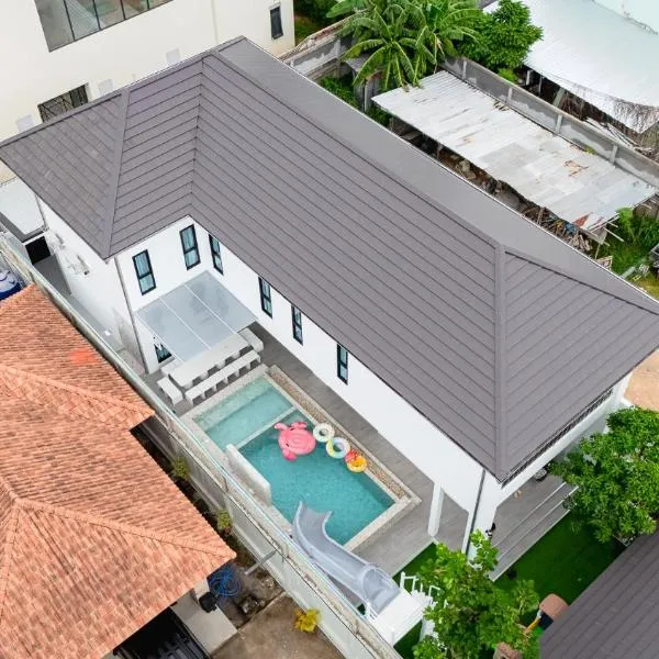 The White House Pool Villa Pattaya，位于乔木提恩海滩的酒店