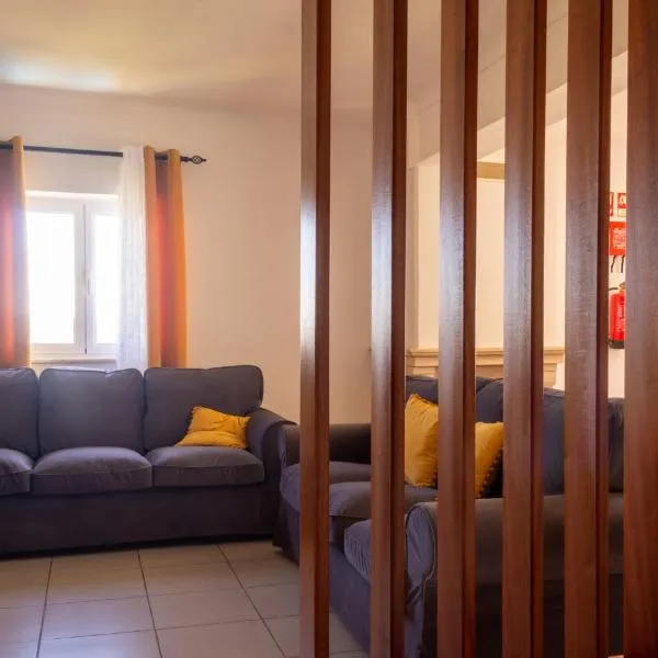 Fonte da Rosa Guest House APT1，位于贝尔蒙特的酒店