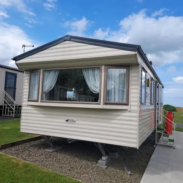 63 Bardsey View Holiday Park，位于Mydroilin的酒店