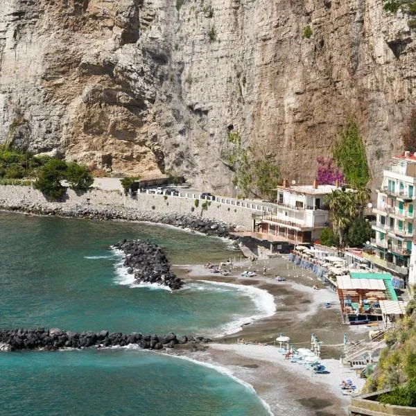 The Cave On The Sea，位于梅塔的酒店