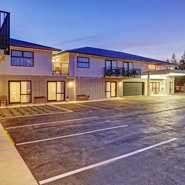 BKs Premier Motel Hamilton，位于汉密尔顿的酒店