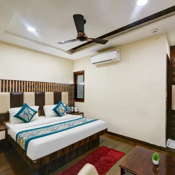 The Batra Hotel Near Nizamuddin Railway Station，位于加姆布的酒店