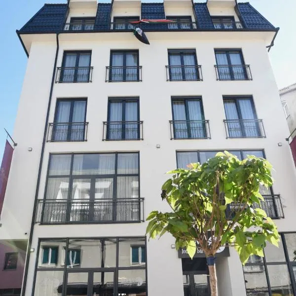 Cattleya hotel，位于普拉夫的酒店