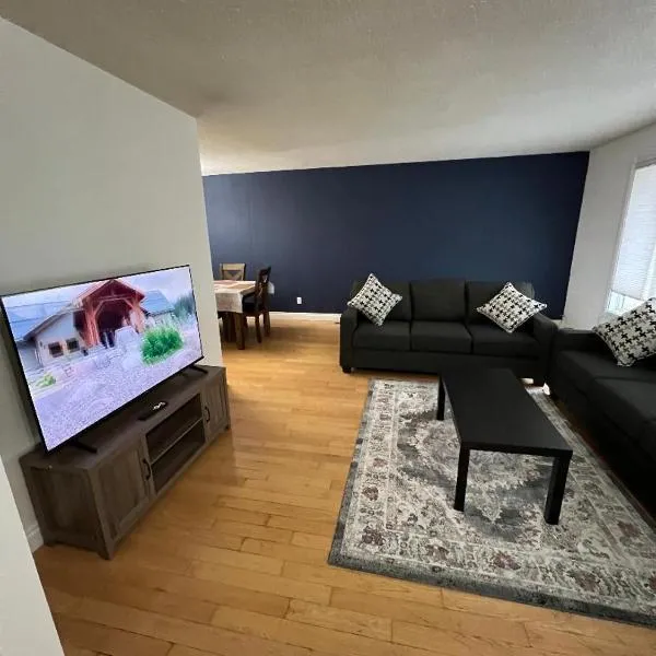 Cozy Riverdale Home，位于怀特霍斯的酒店