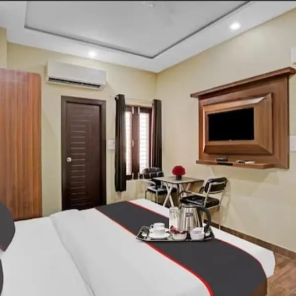 Hotel Green Apple BAREILLY，位于巴雷利的酒店