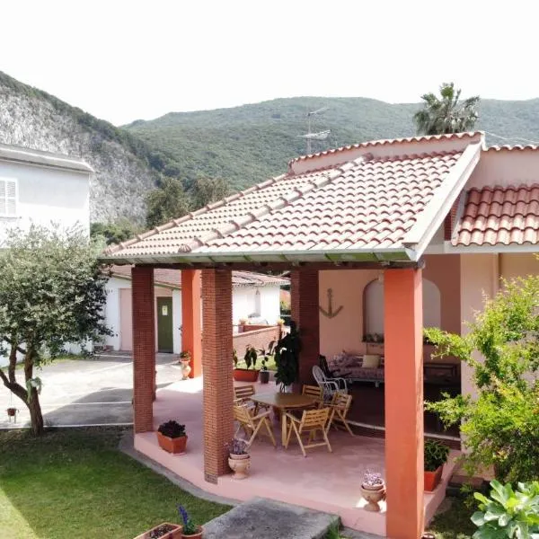Circeo Home La Mola，位于圣费利切-奇尔切奥的酒店