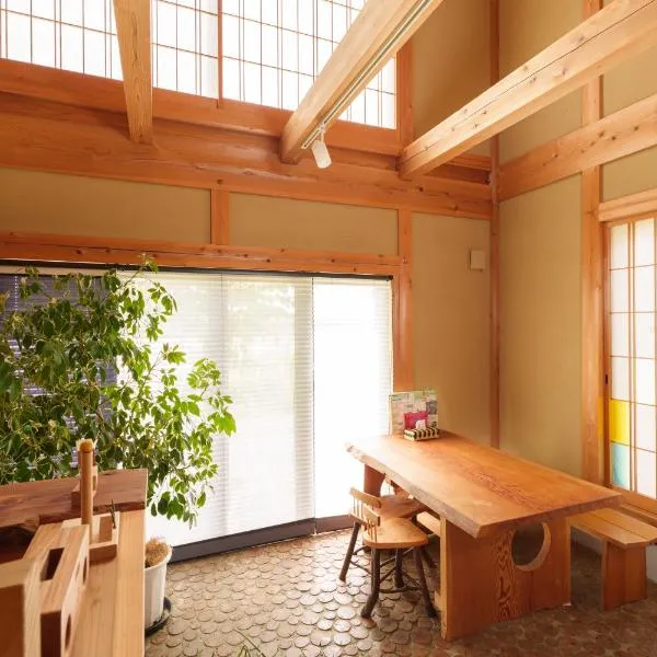 ホタル屋，位于高岛市的酒店