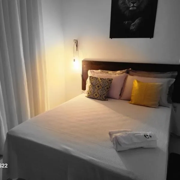 Studio 302 a 2,8 km da UFV, ar condicionado, vaga，位于维索萨的酒店