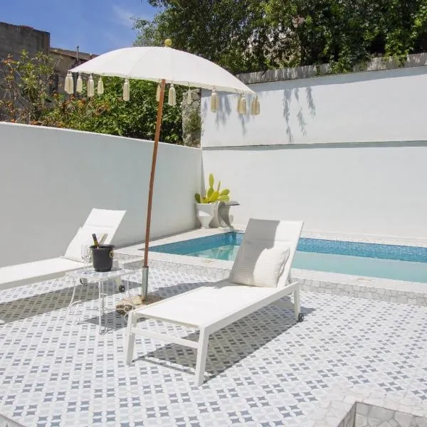 Queen Suite - Luxury Rooms，位于伊斯基亚的酒店