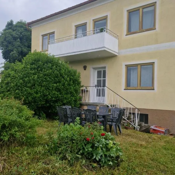 Villa Auszeit，位于Kleinpöchlarn的酒店