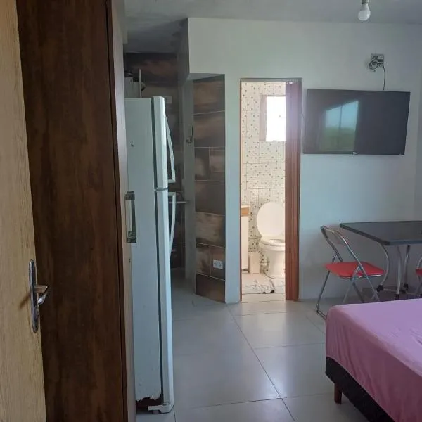 Suíte Praia leste 02，位于巴拉那州蓬塔尔的酒店