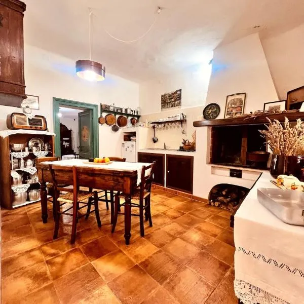 La casa di Nonna Carissima，位于Villalago的酒店