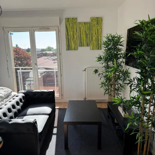 Home Nature et Design，位于Evry-Courcouronnes的酒店