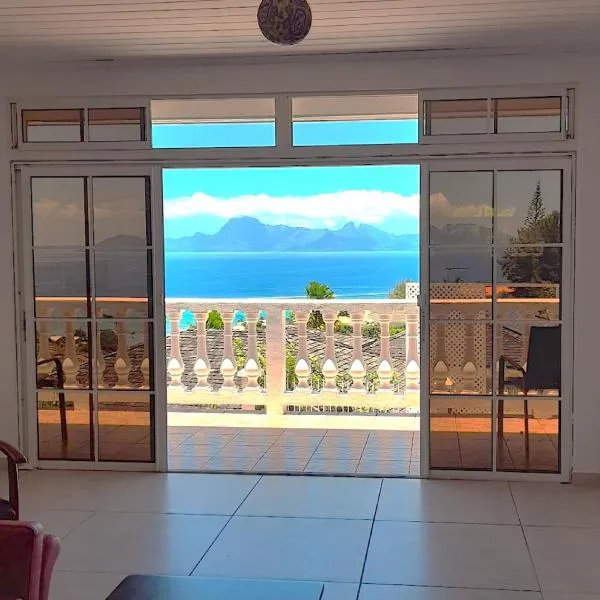 T2 Villa Moana Nui，位于普纳奥亚的酒店