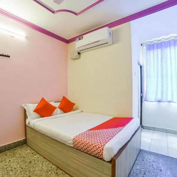 Hotel O Radika Residency，位于瓦朗加尔的酒店