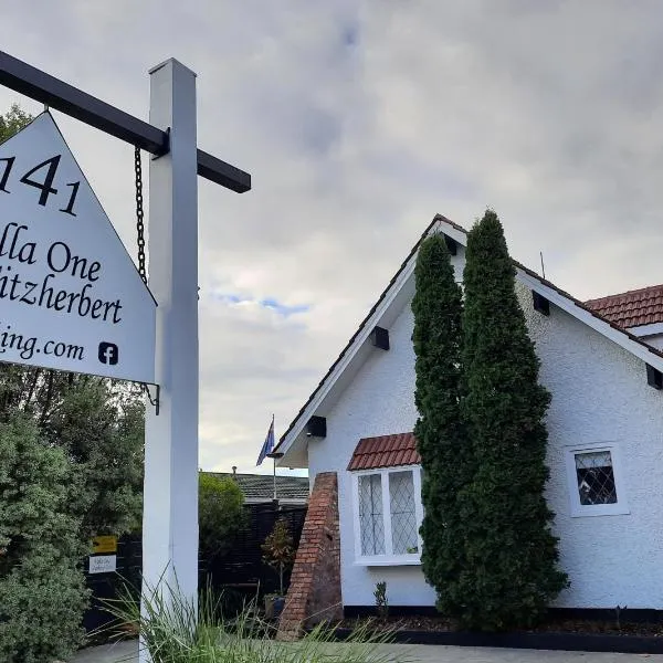 Villa One on Fitzherbert，位于北帕默斯顿的酒店
