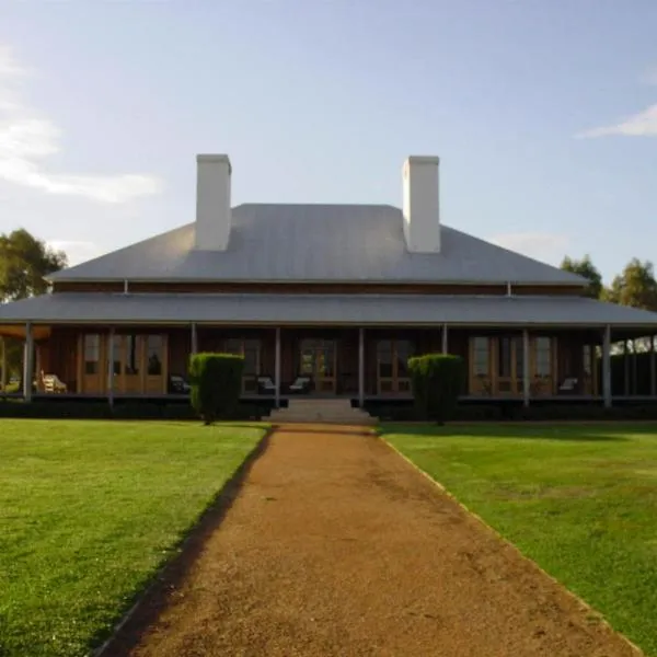 Yarrabandai Creek Homestead，位于Ootha的酒店