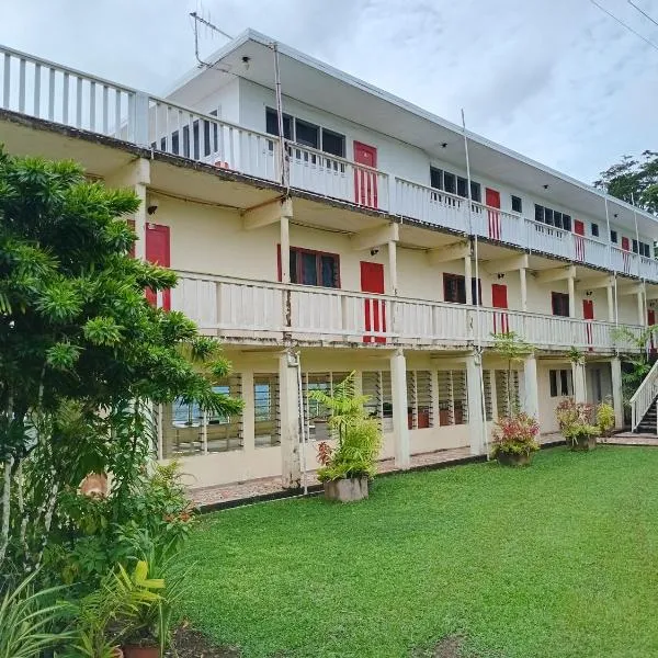 Dave Parker Eco Lodge Hotel，位于阿皮亚的酒店