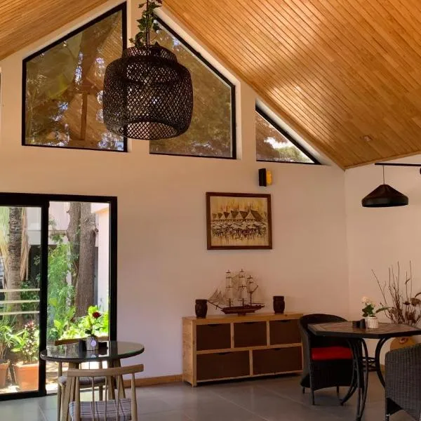 Au Mirandav Hotel，位于Mandriankeniheny的酒店