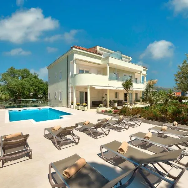 Luxury Apartments Villa Klara，位于斯普利特的酒店
